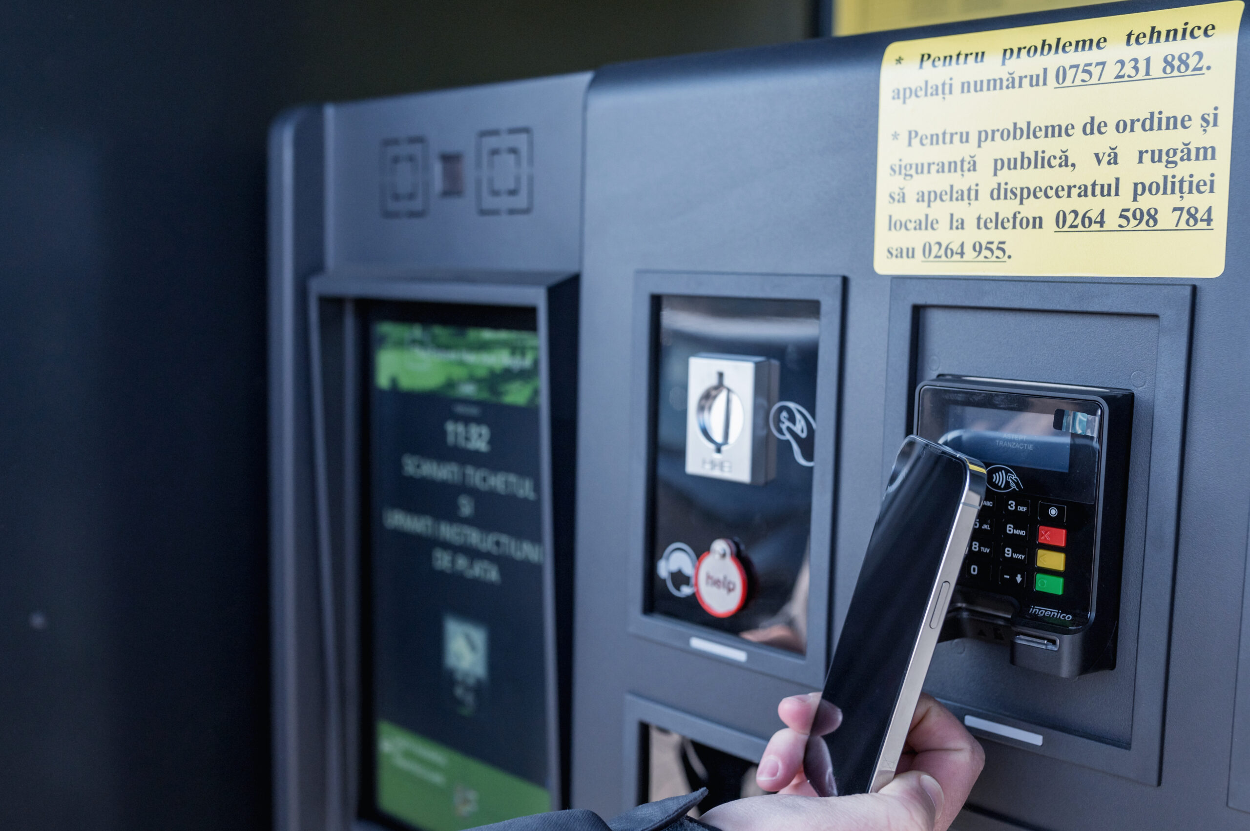 Plată parcare cu tehnologie NFC telefon
